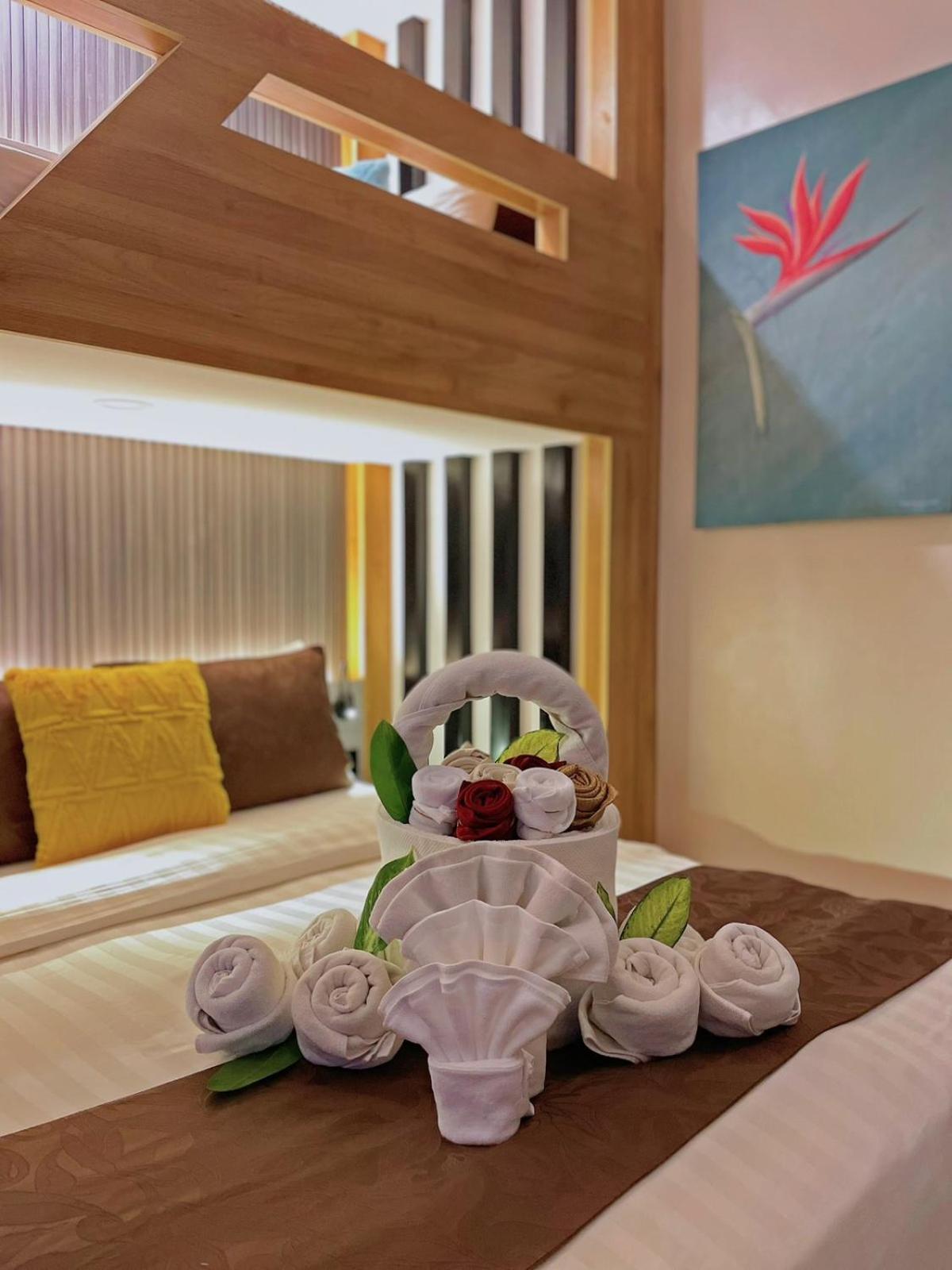 Hotel Aloha Boracay 3*